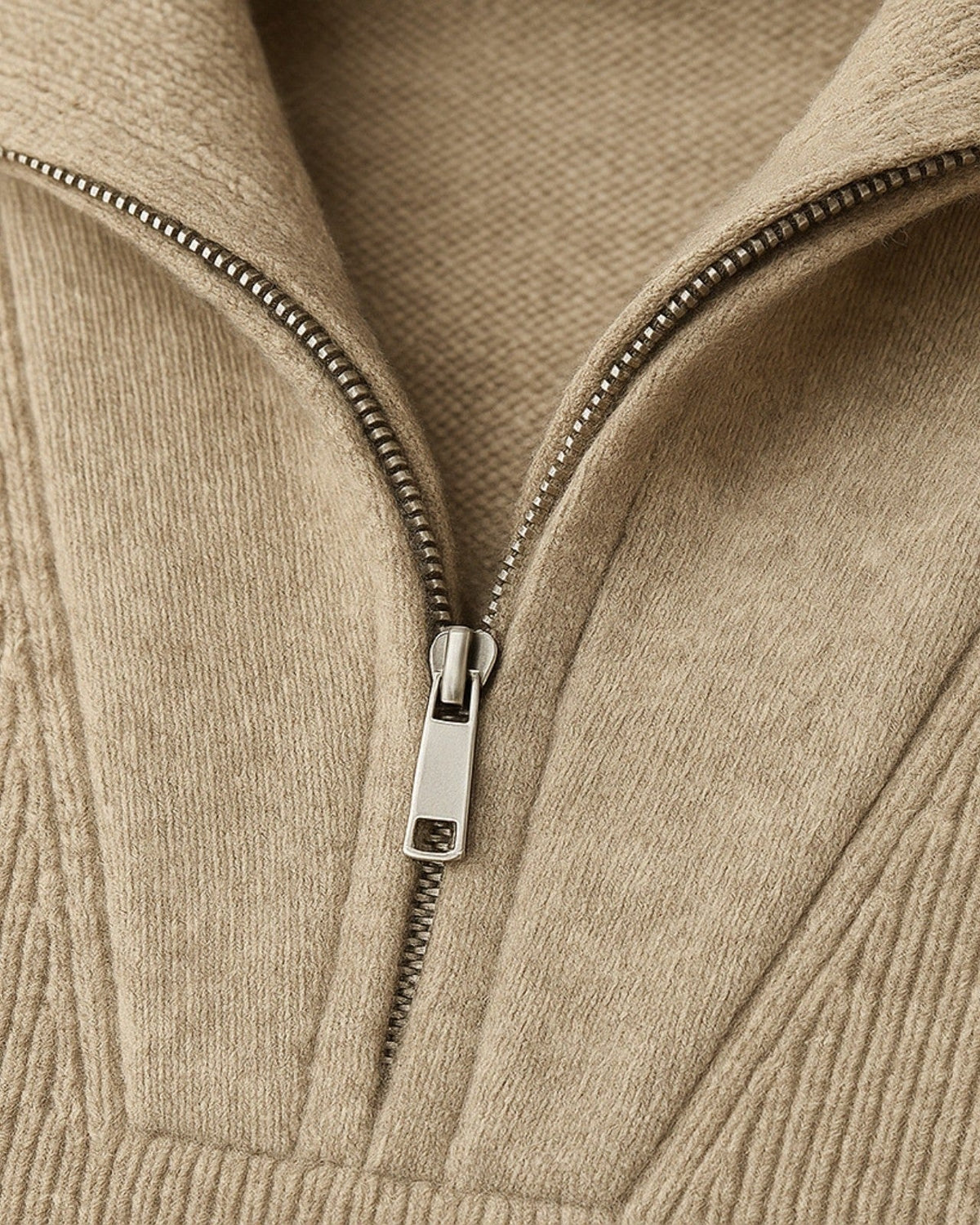Maglione Uomo in Cashmere con Zip Texture Morbida Raffinata