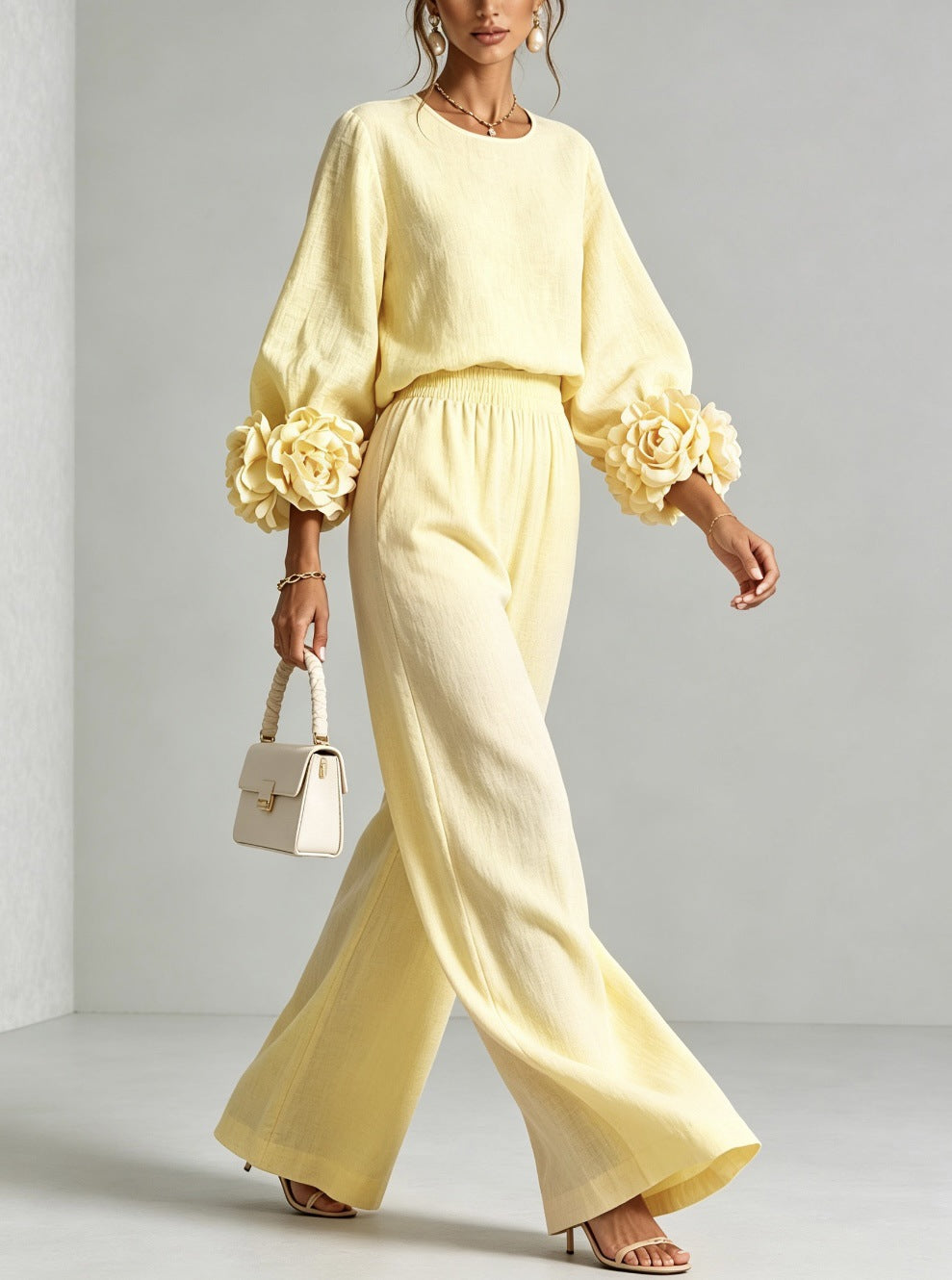 Romina | Completo Donna con Polsini Floreali e Pantalone Ampio