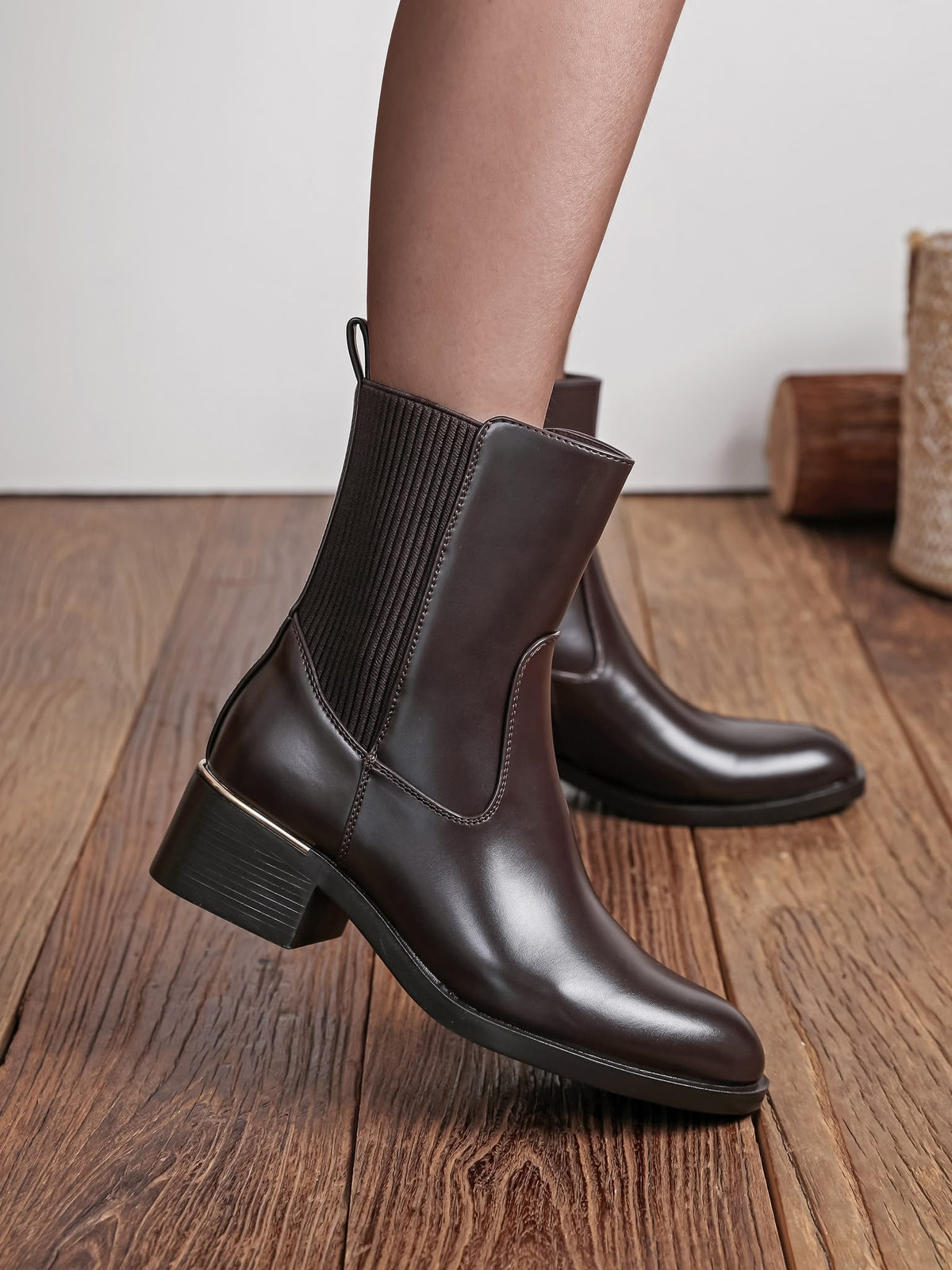 Emilia | Stivaletti Chelsea Donna con Dettaglio Glamour