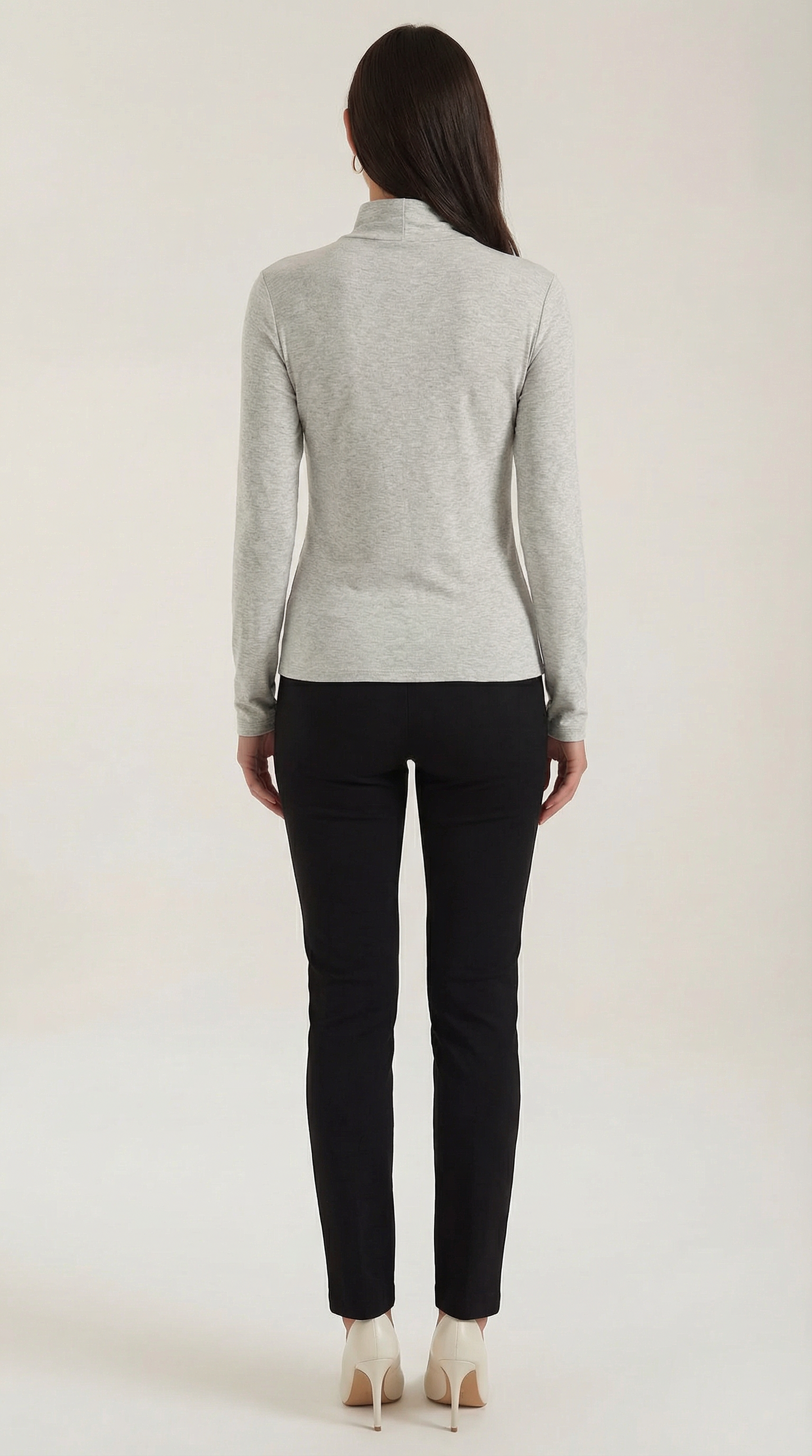 Top Donna a Maniche Lunghe con Tagli sul Petto