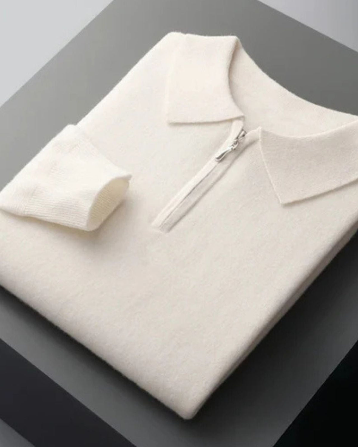 Polo Uomo in Lana Merino con Zip Morbida Eleganza Discreta