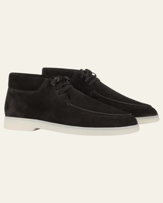 Stivaletto Desert Uomo in Camoscio Nero Eleganza Nordica Pulita