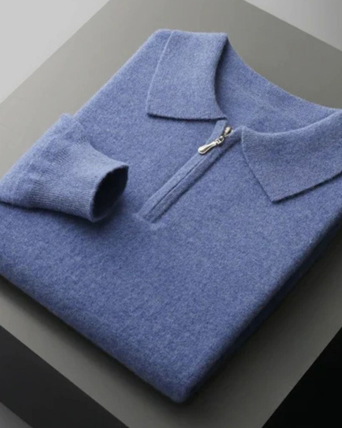 Polo Uomo in Lana Merino con Zip Morbida Eleganza Discreta