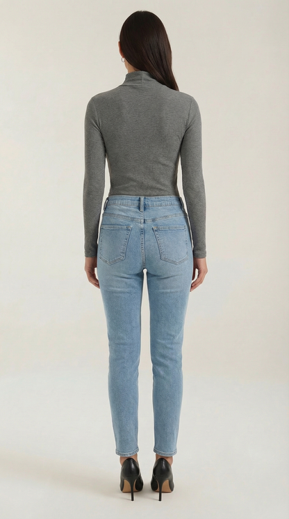 Top Donna a Maniche Lunghe con Tagli sul Petto
