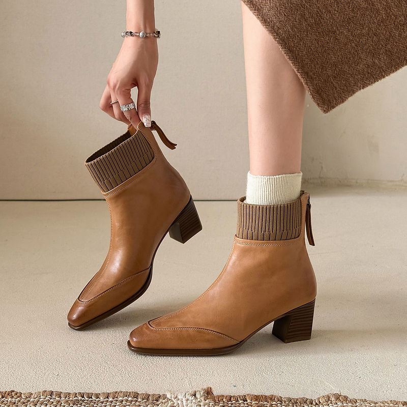 Nicoletta | Stivaletti Donna in Pelle Autentica a Punta Quadrata
