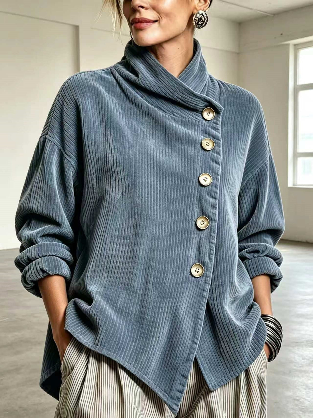 Caterina | Maglione Donna in Velluto a Coste con Collo Alto