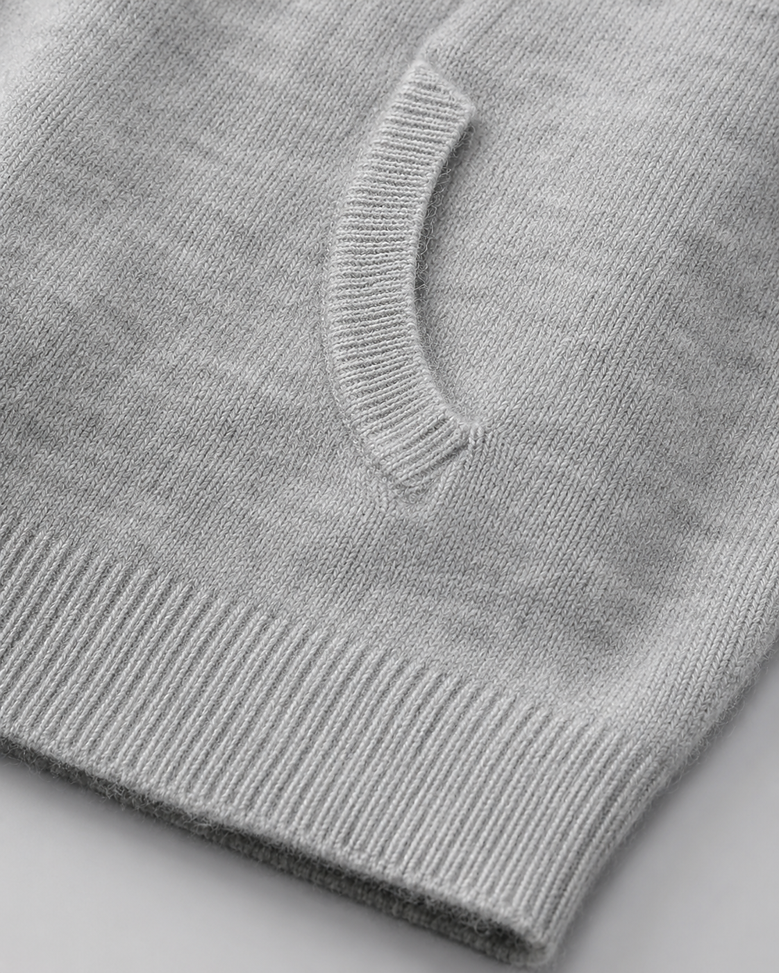 Maglione Uomo con Cappuccio in Lana Merino Full Zip Leggero