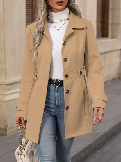 Sabina | Cappotto Donna con Cintura in Vita e Revers Dentellati