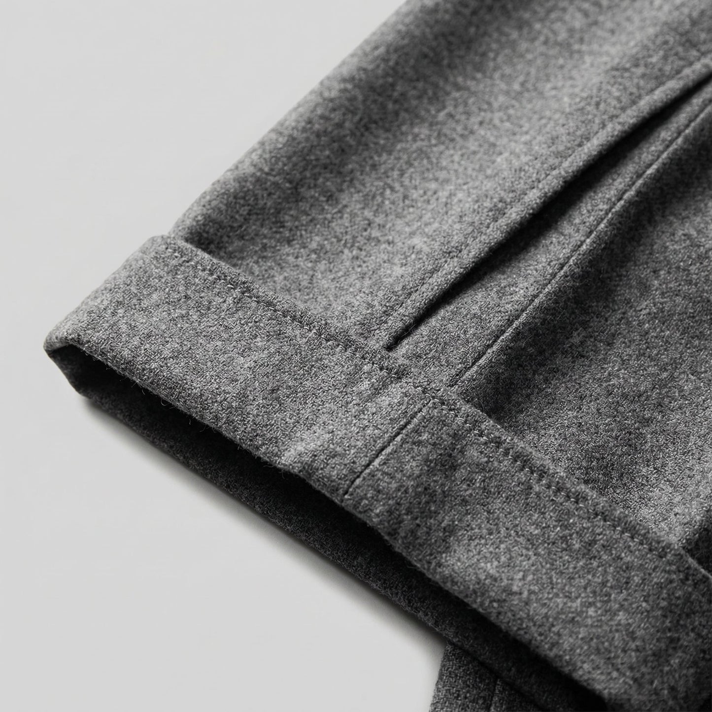 Pantaloni Uomo Eleganti con Pince e Regolatori Laterali