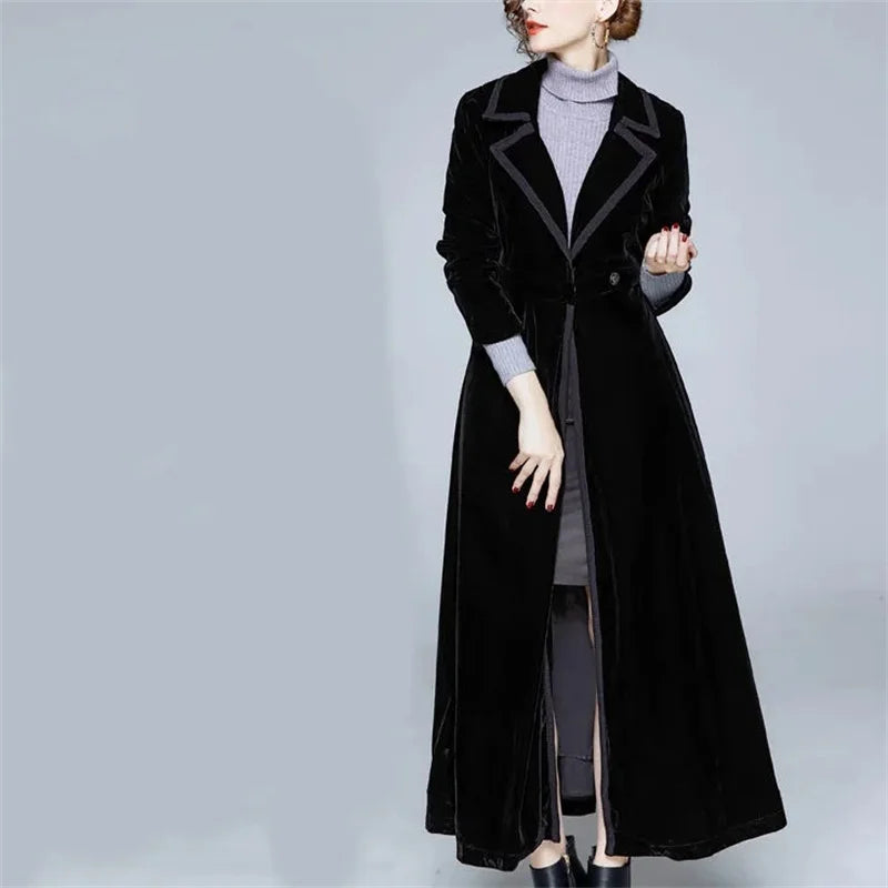 Serafina | Cappotto Lungo Donna in Velluto