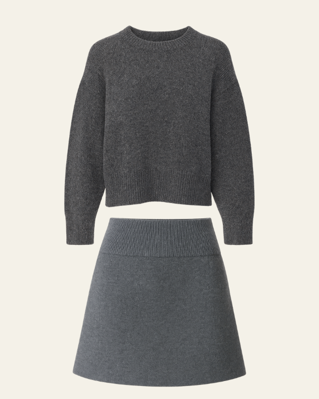 Completo Donna in Maglia di Lana