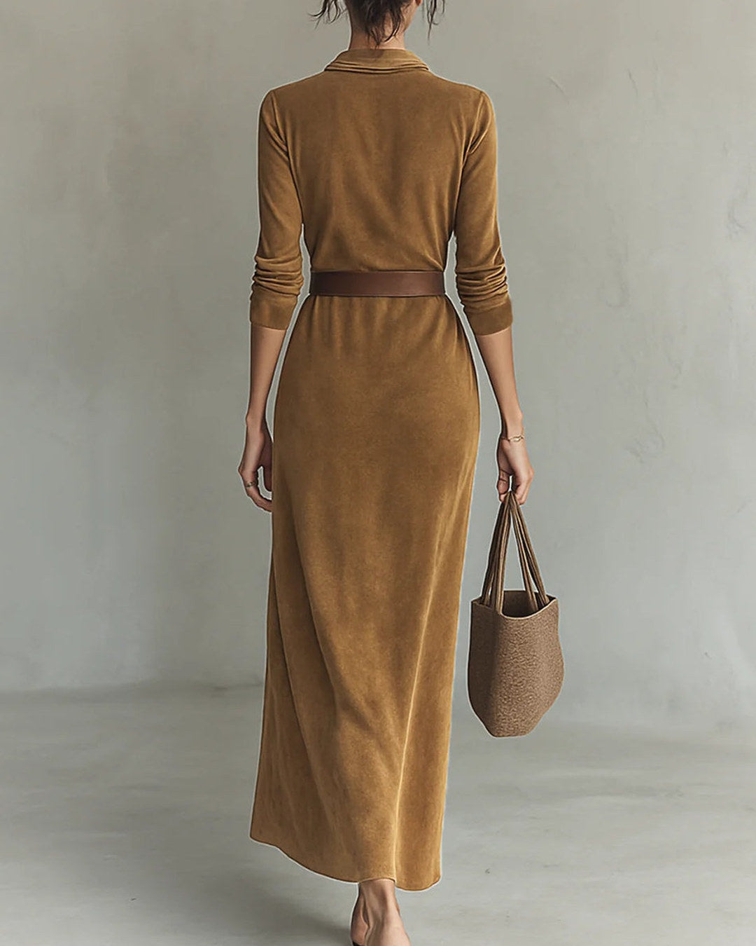 Giada | Abito Lungo Effetto Suede con Colletto a Camicia e Cintura