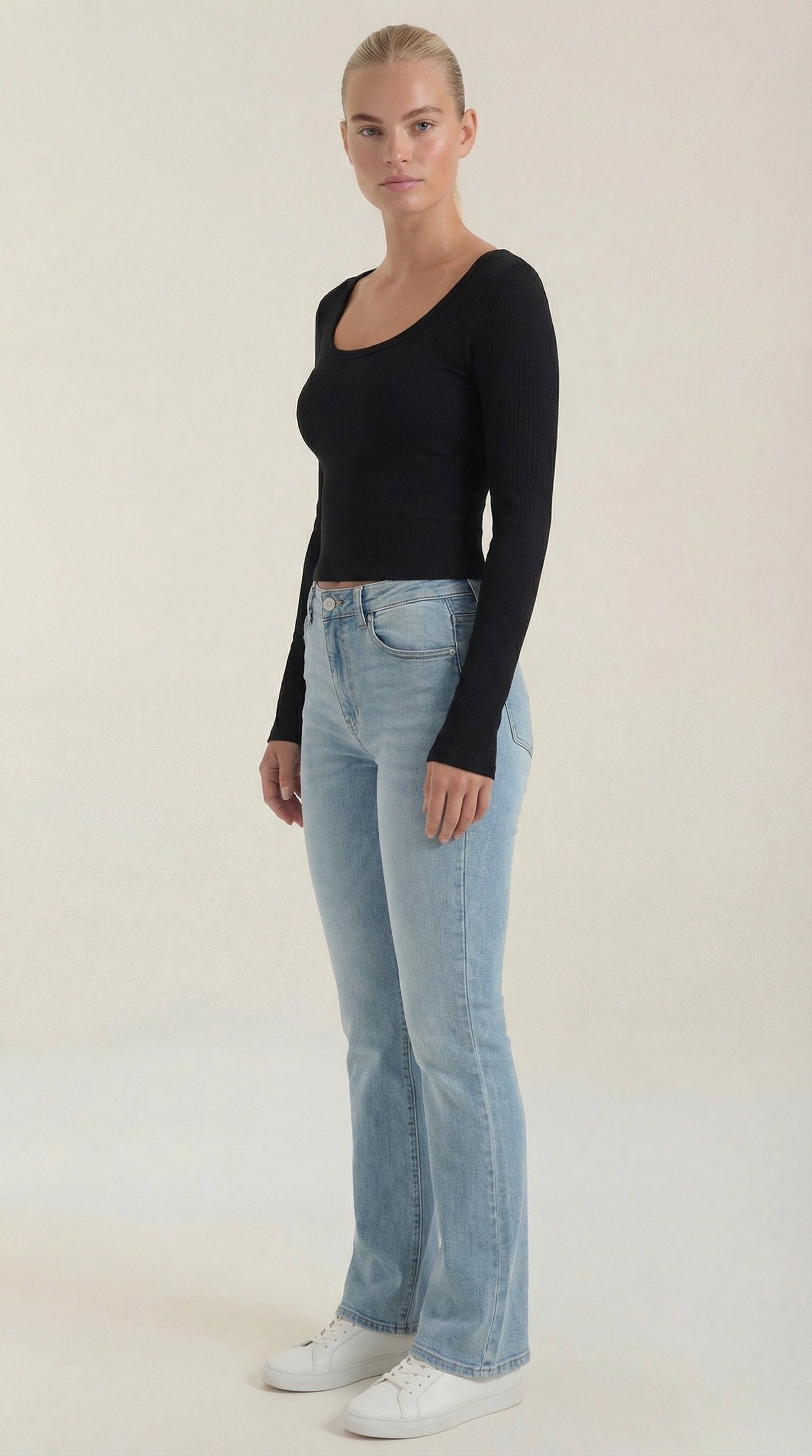 Top Donna a Maniche Lunghe con Scollo Rotondo