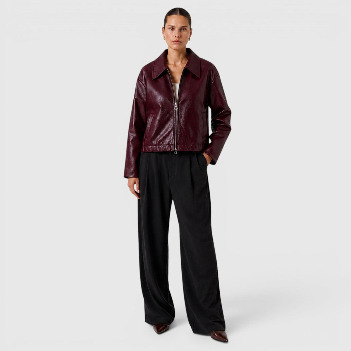 Giacca Donna Effetto Pelle con Zip e Tasche