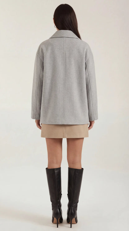 Cappotto Oversize Donna con Chiusura Asimmetrica