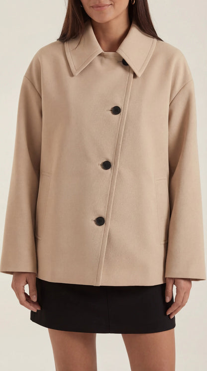 Cappotto Oversize Donna con Chiusura Asimmetrica