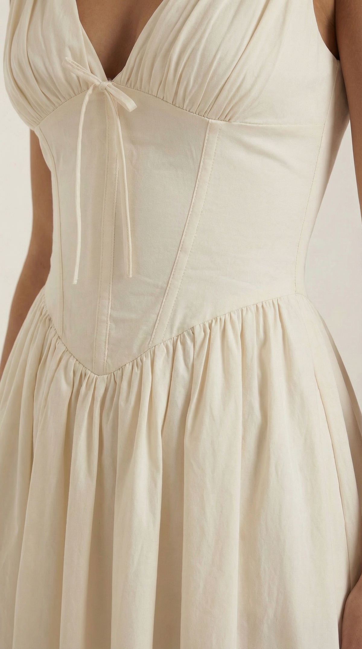 Abito Midi Donna Aderente con Scollo a V Profondo