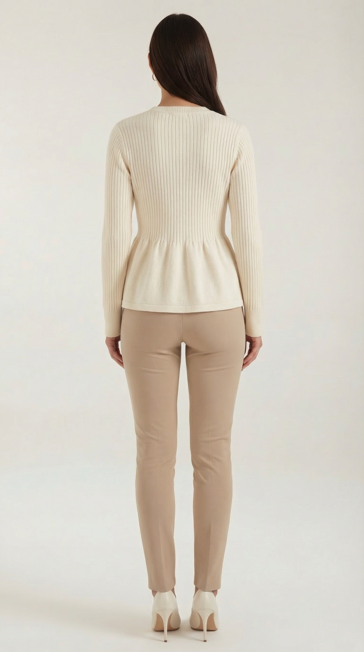 Cardigan Donna a Peplo con Bottoni