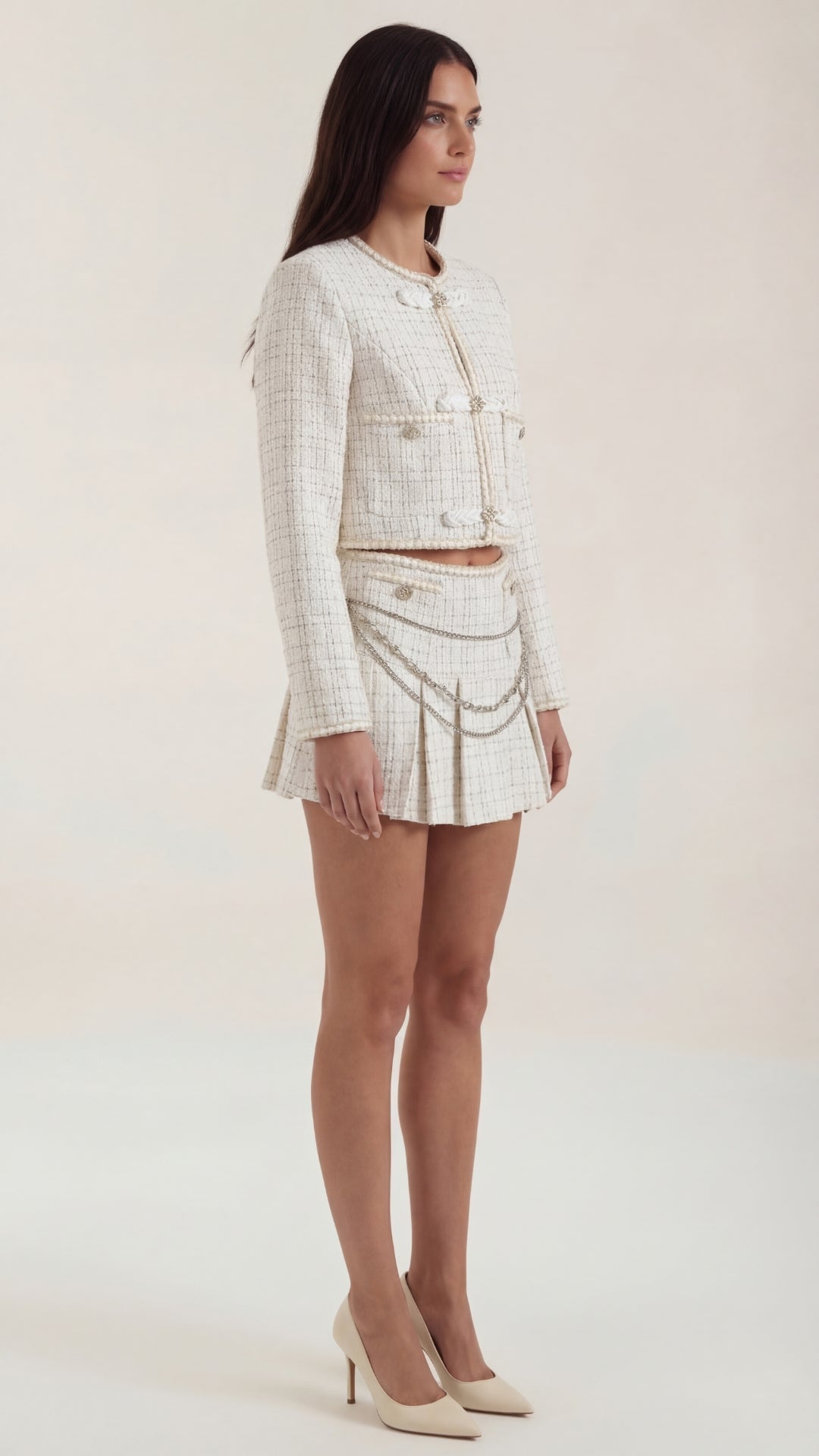 Completo Donna in Tweed Crema con Bottoni Dorati