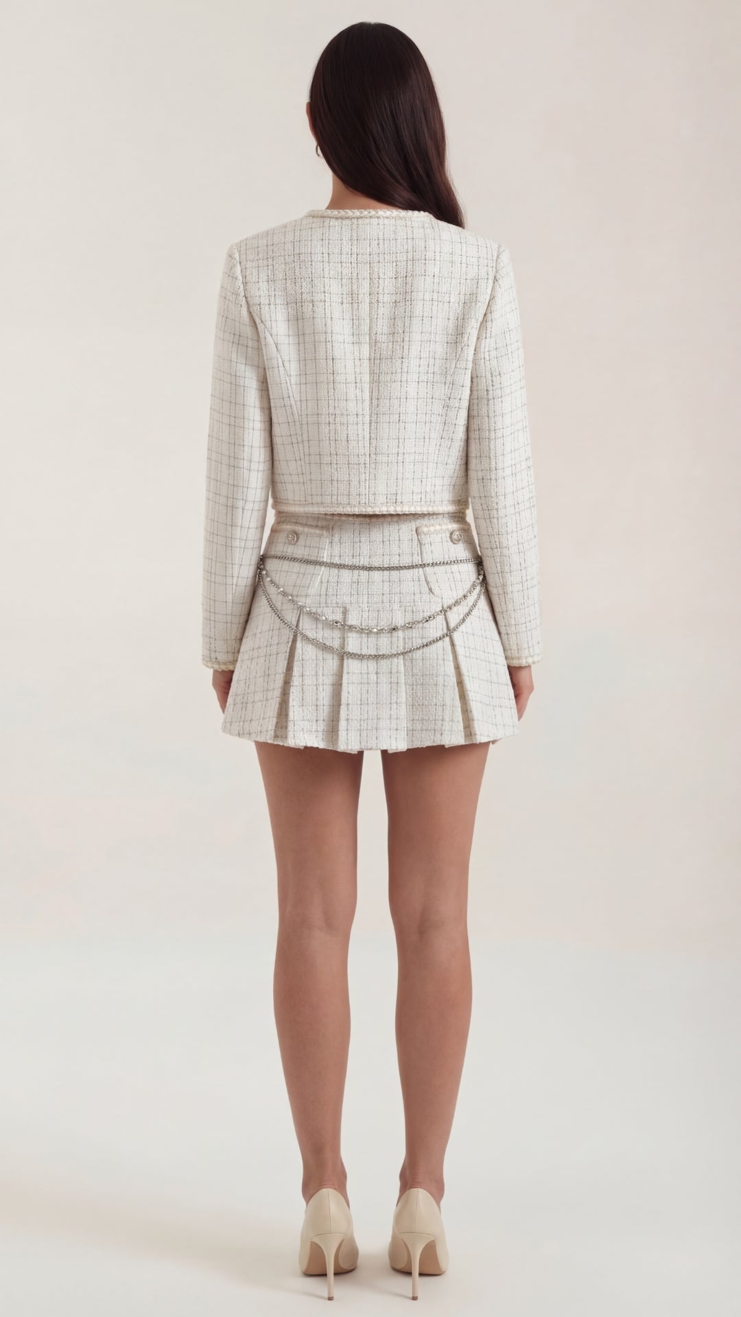Completo Donna in Tweed Crema con Bottoni Dorati