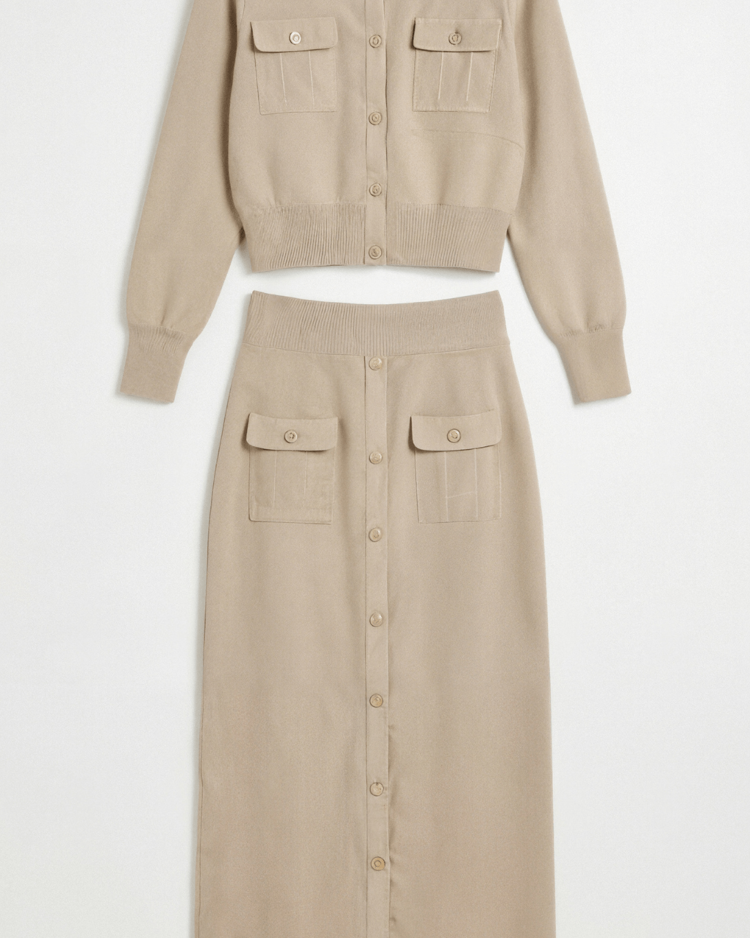 Set Donna in Maglia con Bottoni