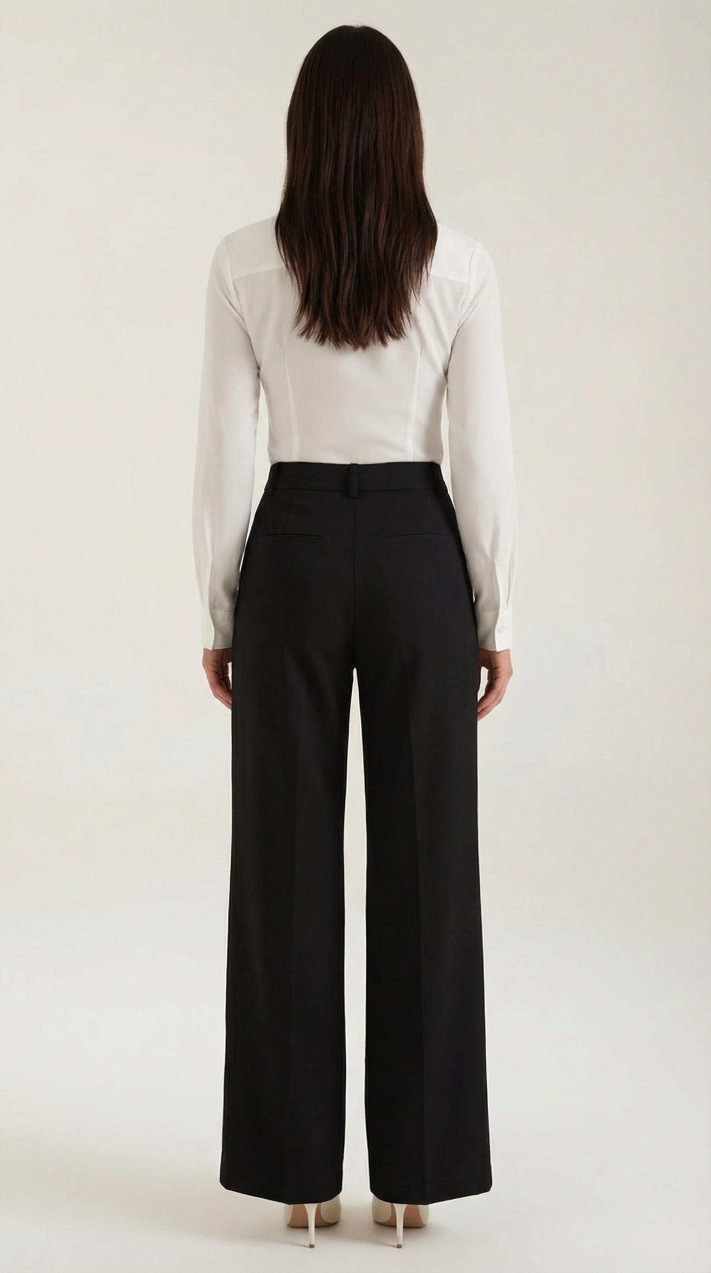 Pantaloni Donna a Gamba Larga Sartoriali con Pieghe