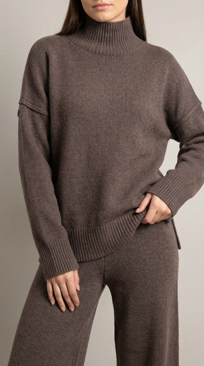 Set Donna Maglione Collo Alto e Pantaloni