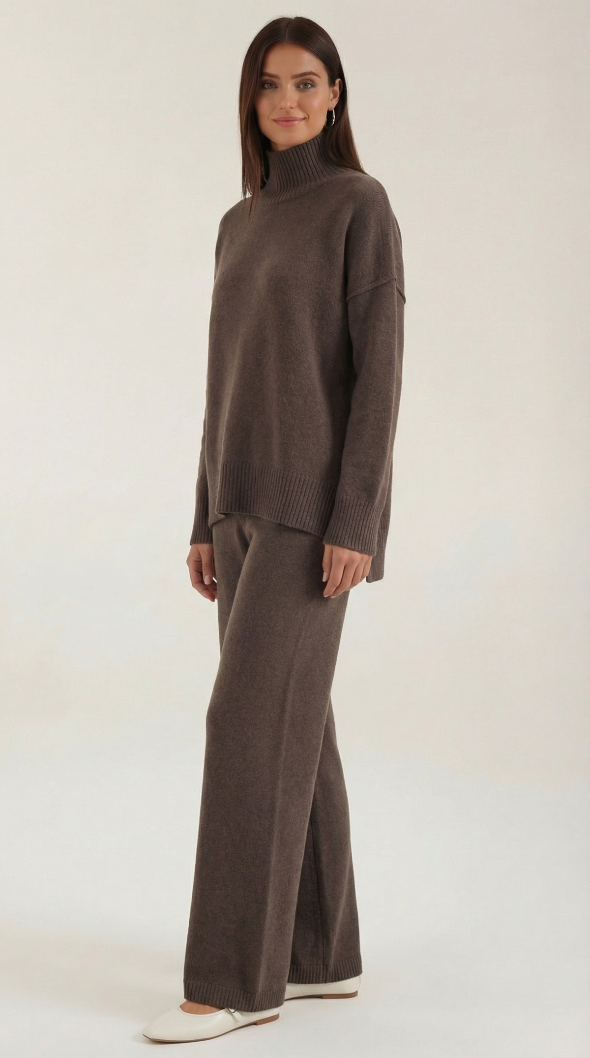 Set Donna Maglione Collo Alto e Pantaloni