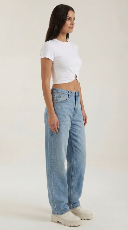 Top Crop Donna con Dettaglio a Cuore