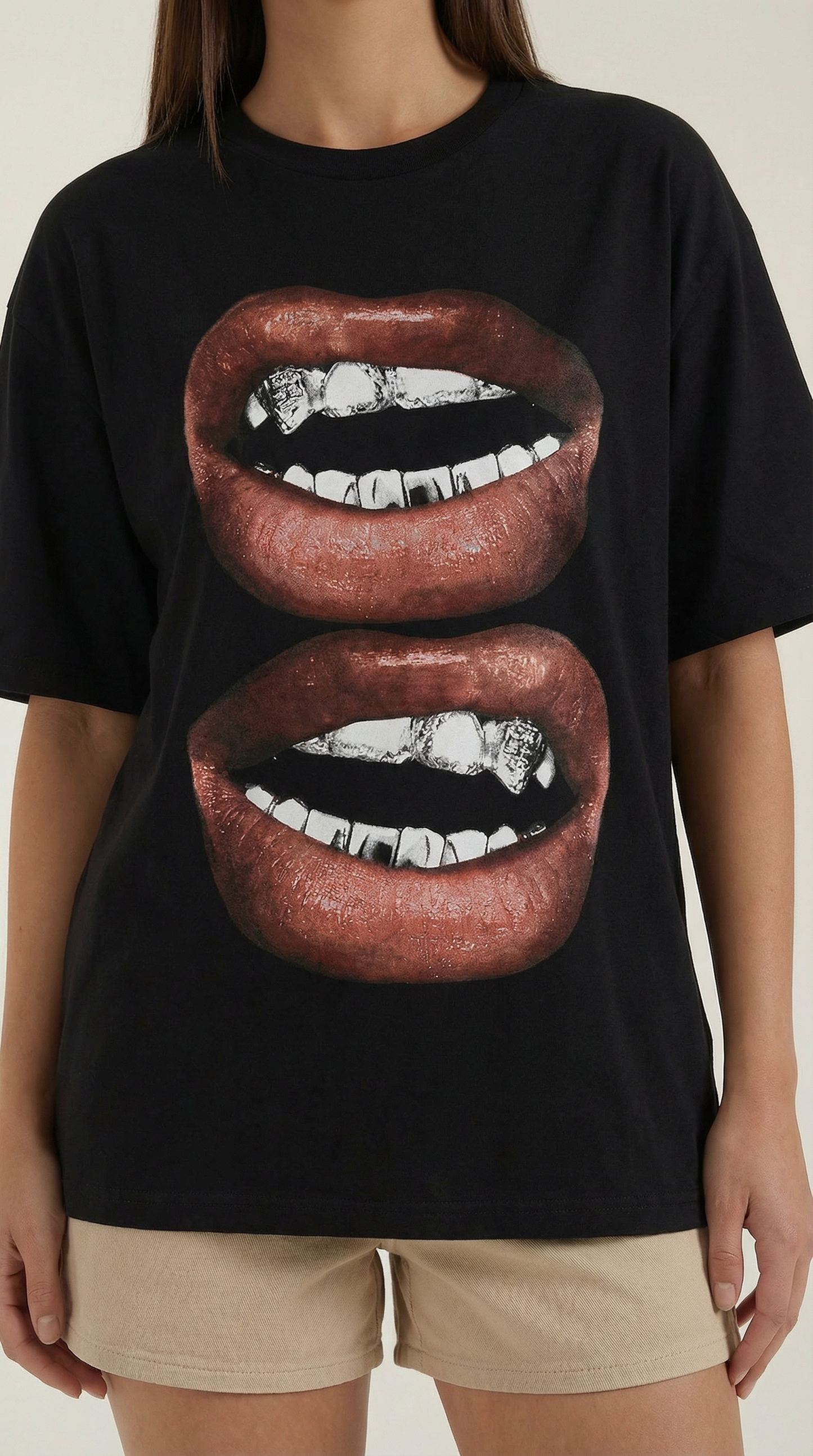 T-Shirt Oversize Donna con Stampa Pop Art