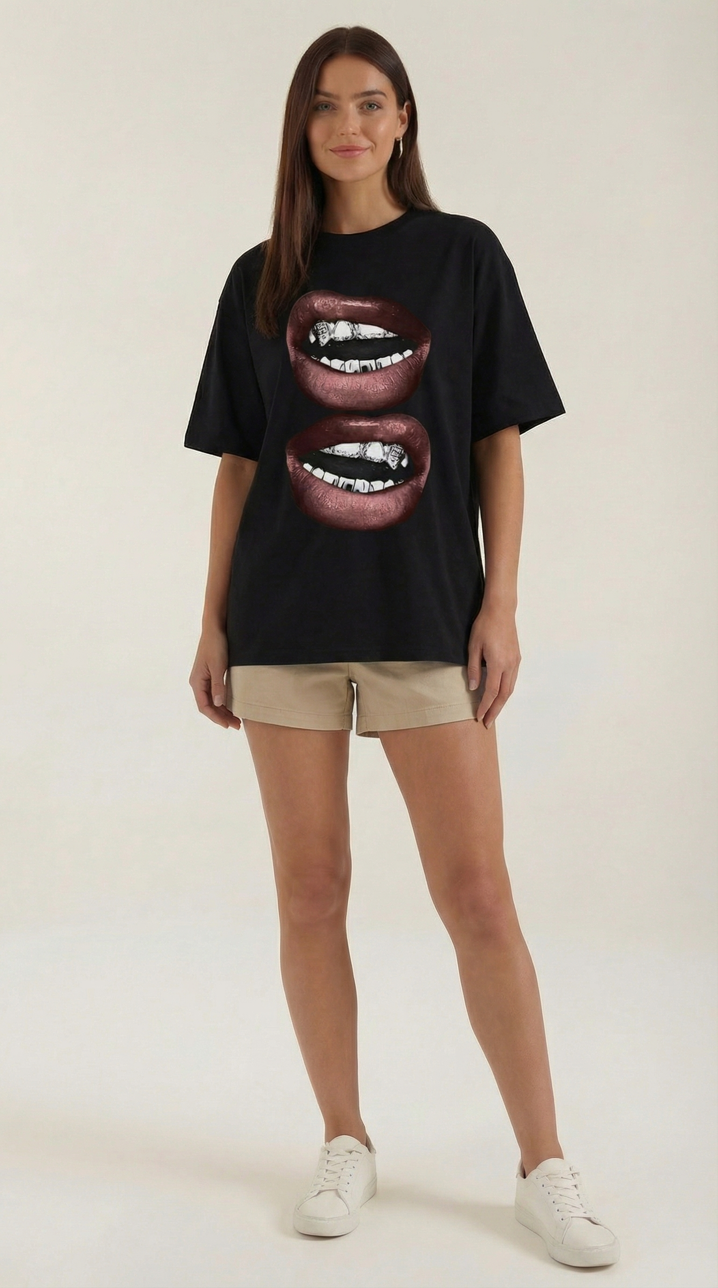 T-Shirt Oversize Donna con Stampa Pop Art