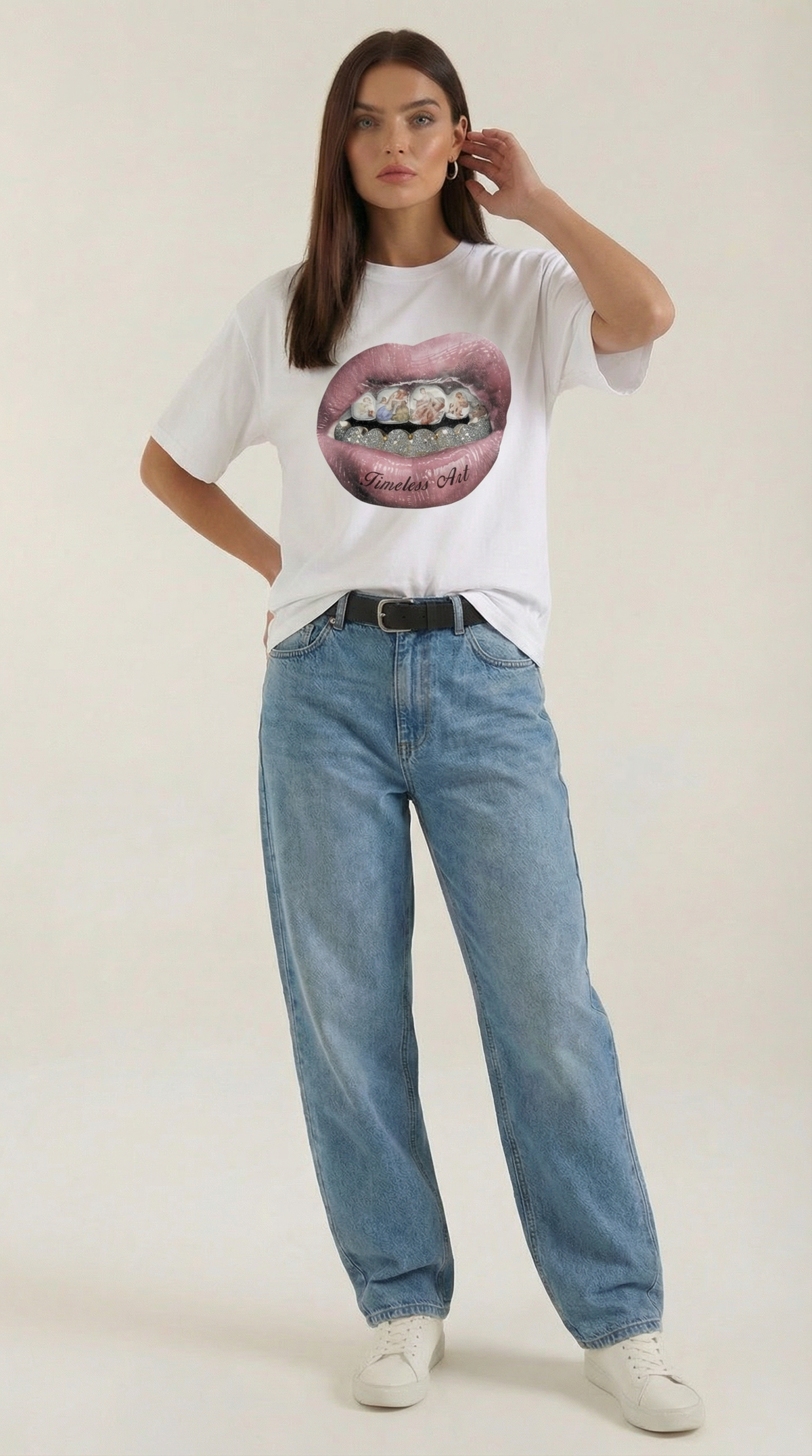T-Shirt Oversize Donna con Stampa Pop Art