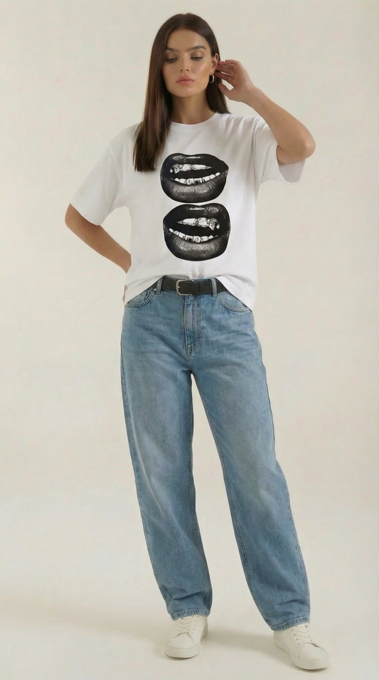 T-Shirt Oversize Donna con Stampa Pop Art