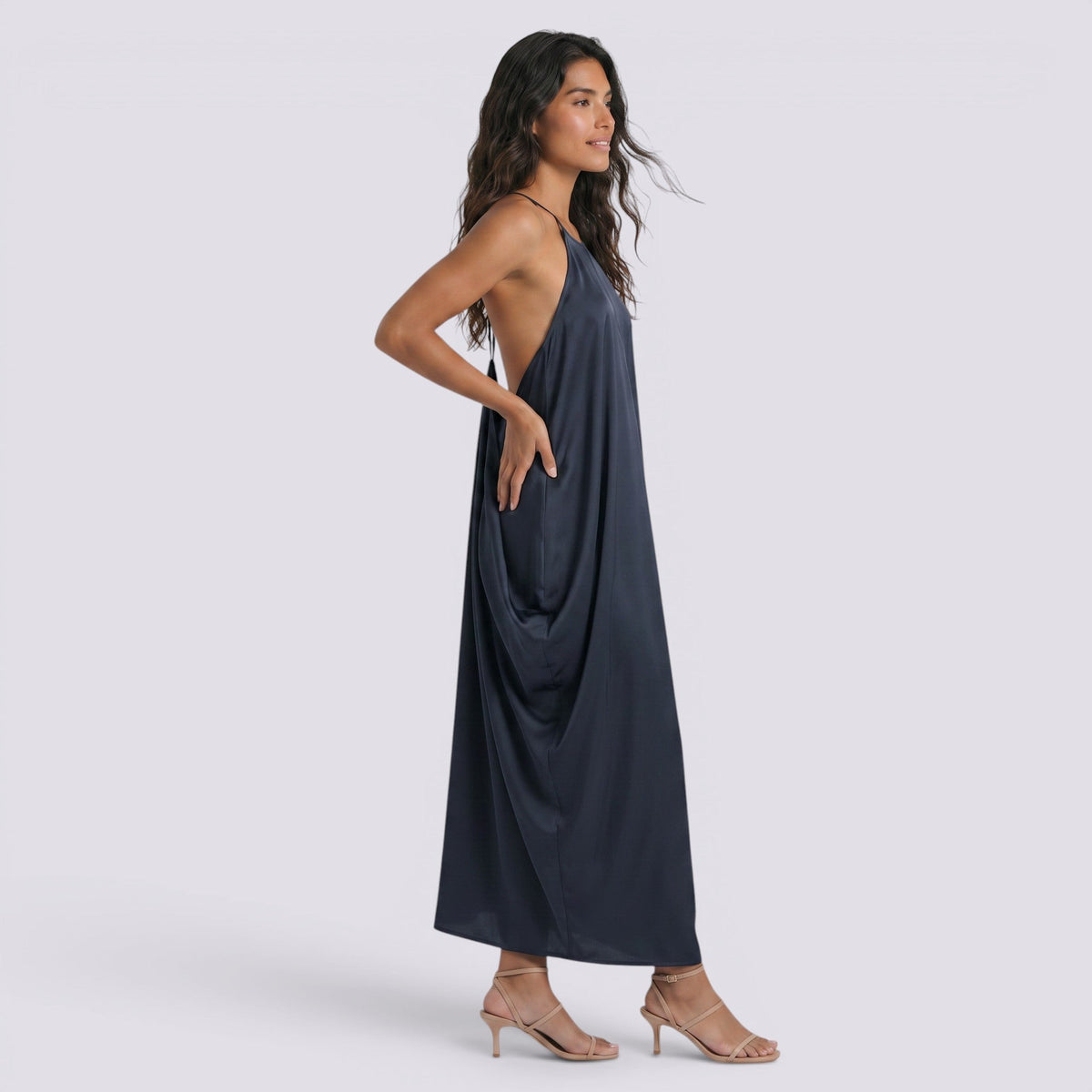 Abito Lungo Donna Halter in Raso Linea A